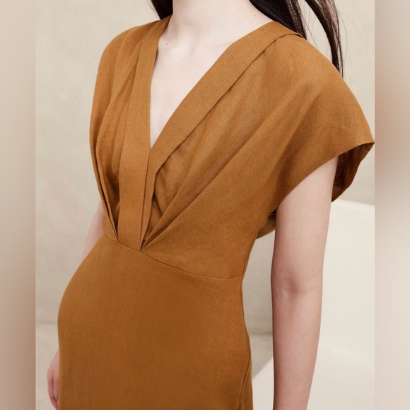Banana Republic Mari Draped Linen Midi Dress - Picture 13 of 13